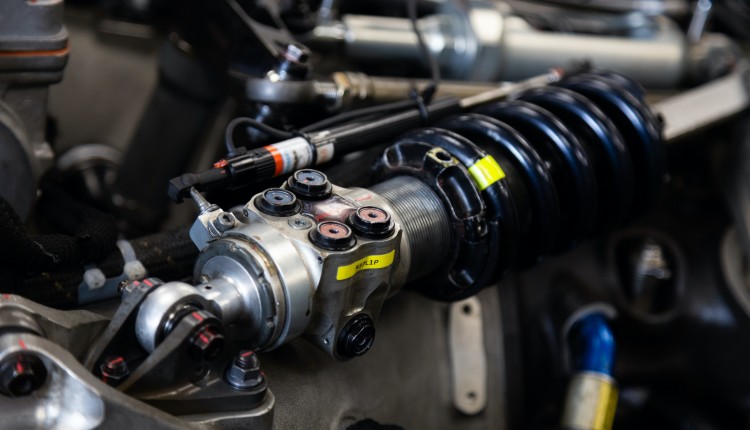 Why Is There A 'Blow-off Valve' On This SUSPENSION Setup?